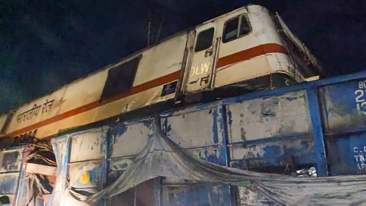 Odisa Train Accident: Amid of 50 died 4 Odraf and 3 NDRF team deployed for rescue operation 