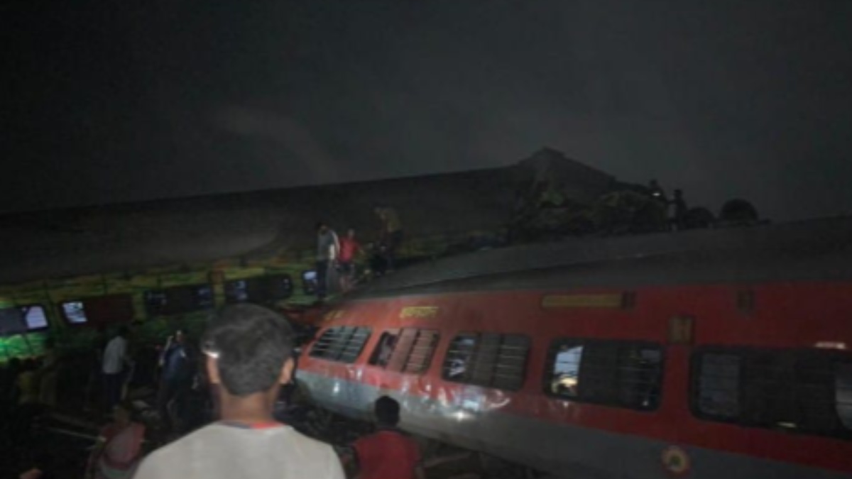 Southern Railway Divisional Manager Ganesh explain about tamil passengers condition 