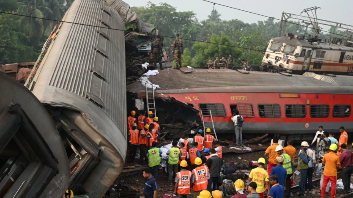 Odisha Train Accident: PIL petition filled by lawyer on Supreme Court Odisha Train Accident: PIL petition filled by lawyer on Supreme Court