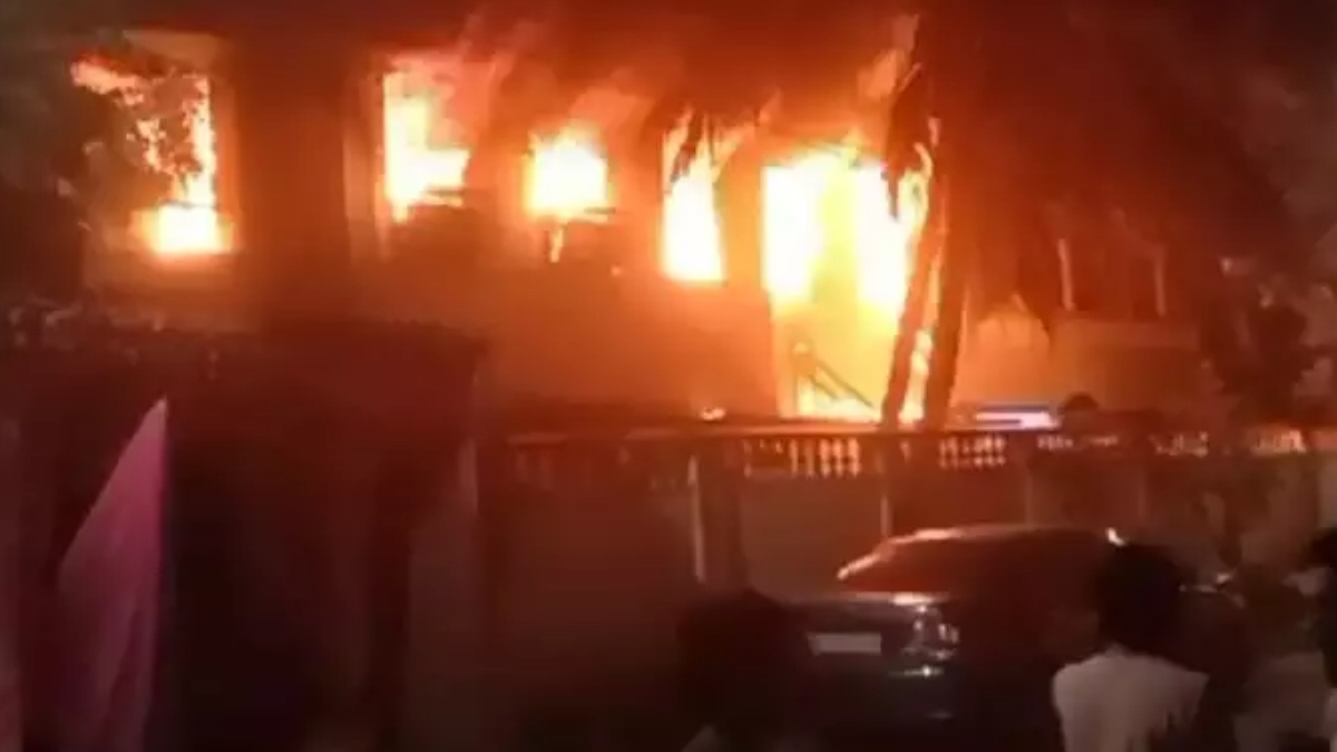 Fire accident at the house of a business Man house in Chennai T.Nagar Fire accident at the house of a business Man house in Chennai T.Nagar