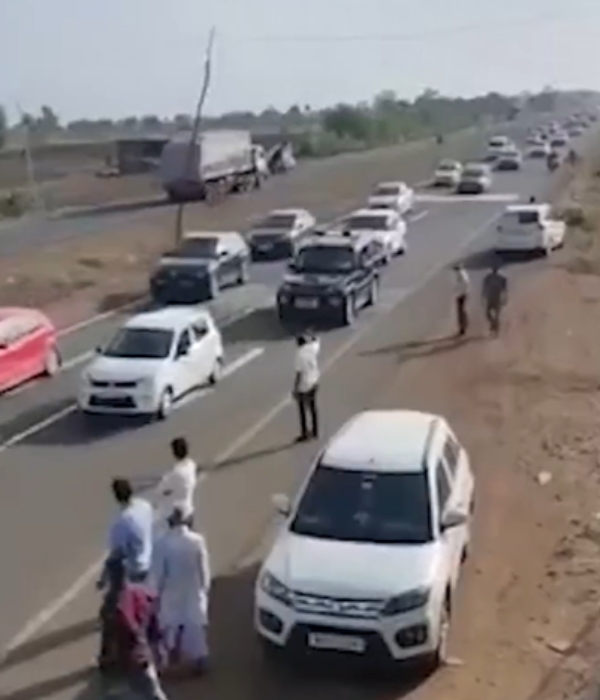 With 400-Car Convoy BJP Leader Baijnath Singh Heads To Congress in Madhyra Pradesh