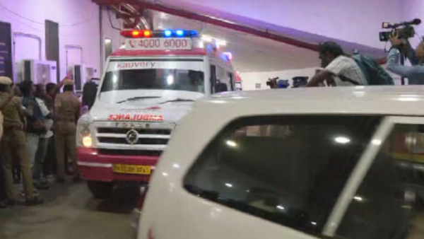 Minister senthil balaji discharged from omandurar hospital and taken to kauvery hospital 