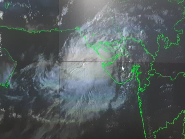 Cyclone Biparjoy is nearing Gujarat which is to be predicted as crossing in Pakistan Cyclone Biparjoy is nearing Gujarat which is to be predicted as crossing in Pakistan