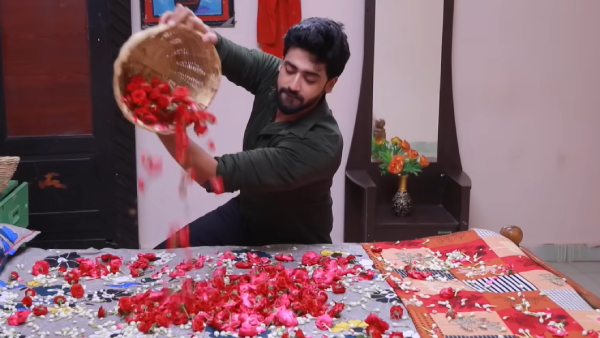 Netizens teasing the kaatrukkenna veli serial airing bathroom scene 