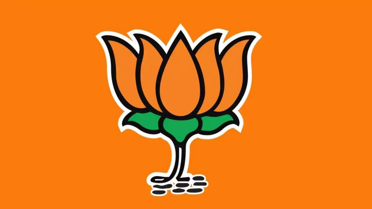 Telangana Government will bear the high tuition fees of the Brahmin community students: CM Chandrasekhar Rao 