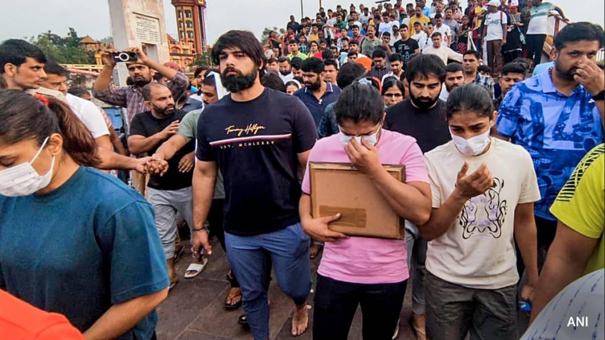 Wrestlers Protest: Why BJP not act against Brij Bhushan? Wrestlers Protest: Why BJP not act against Brij Bhushan?