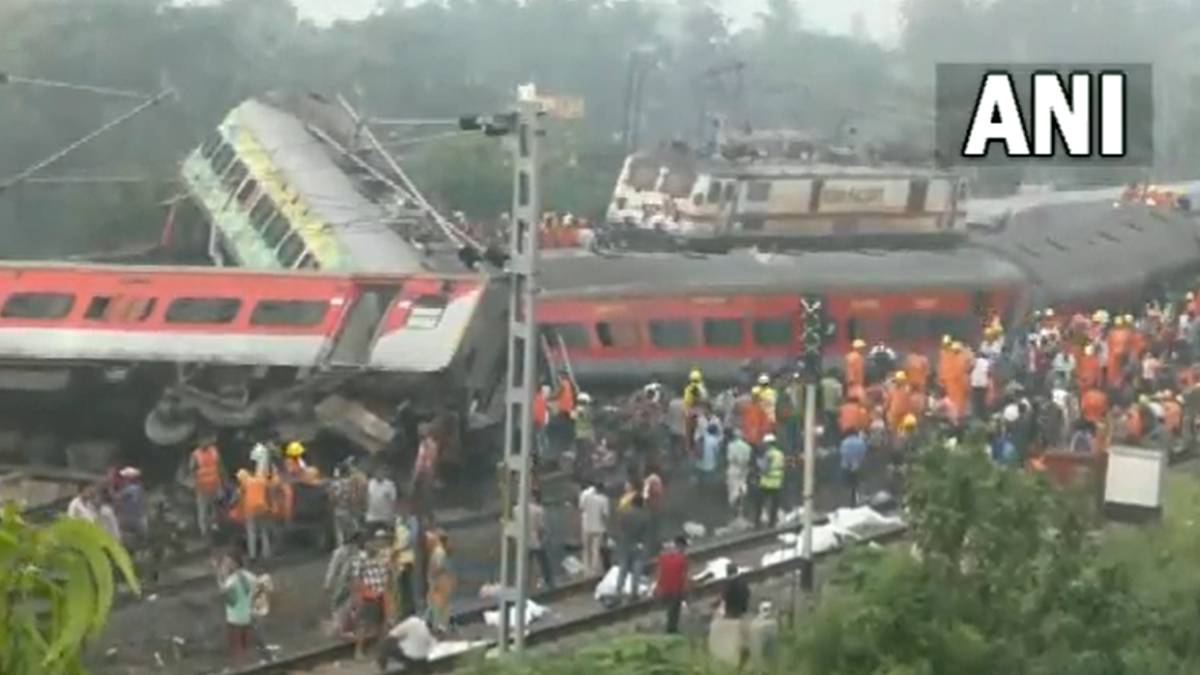 So many bodies came out of the trains, Shocking early morning scenes in Odisha So many bodies came out of the trains, Shocking early morning scenes in Odisha