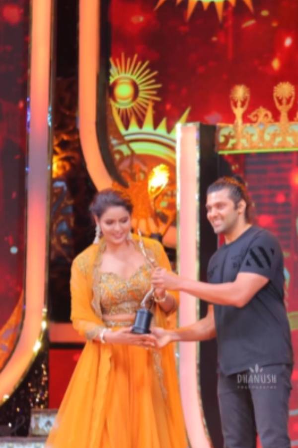 Actress Chaitra Reddy Instagram post receiving Sun Family Awards 