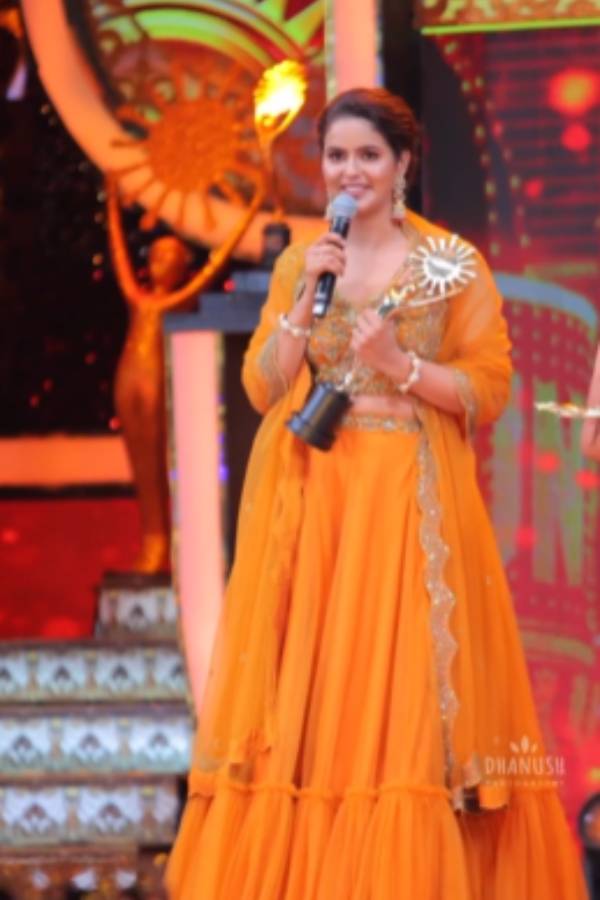 Actress Chaitra Reddy Instagram post receiving Sun Family Awards 