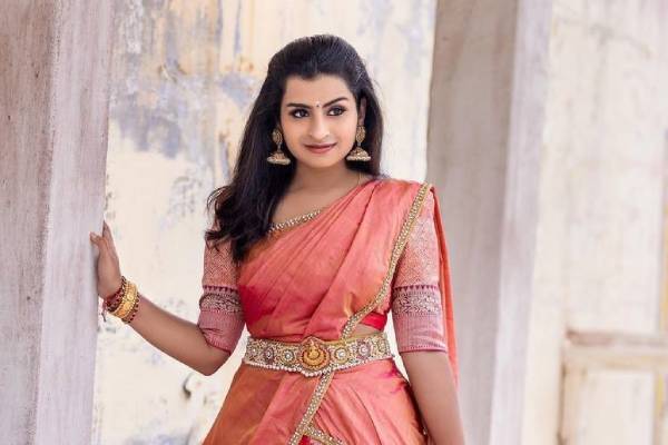 Cook with Comali Shivaangi An angry Chef Venkatesh Bhatt interpretation 