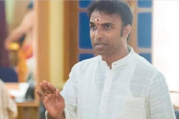 Saidapet court granted bail to Hari Padman who was arrested for sexually harassing students in Kalakshetra Saidapet court granted bail to Hari Padman who was arrested for sexually harassing students in Kalakshetra