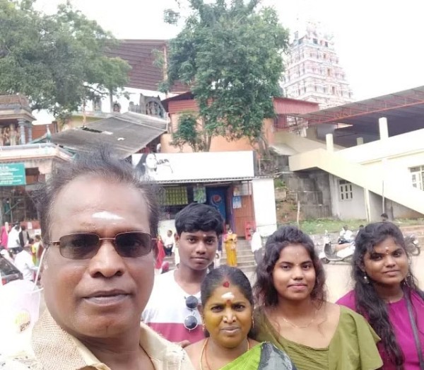 Have you seen actor Mahanadi Shankars family? Is this celebrity wife 