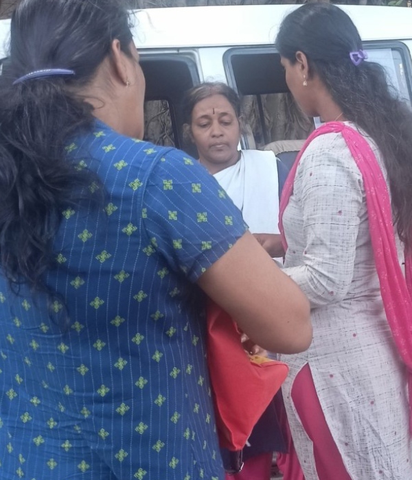 BJP supporter Uma gargi arrested again for defaming actor vijay 