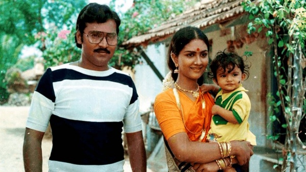 Actress Urvashi experience of playing a mother to a child at the age of 13 in Munthanai Mudichu Actress Urvashi experience of playing a mother to a child at the age of 13 in Munthanai Mudichu