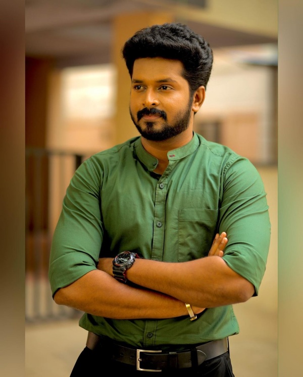 Samyuktha accusation against reason why Vishnu did not like his father coming home Samyuktha accusation against reason why Vishnu did not like his father coming home