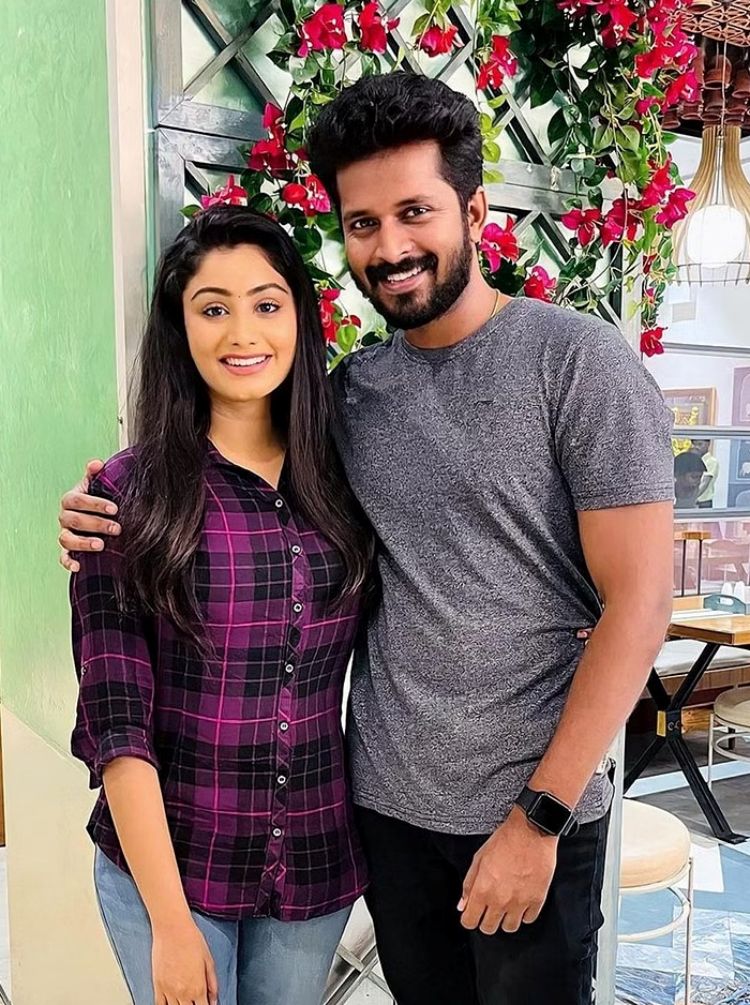 Actor Mahesh talks about how serial actress Samyuktha behaves on the shooting spot 