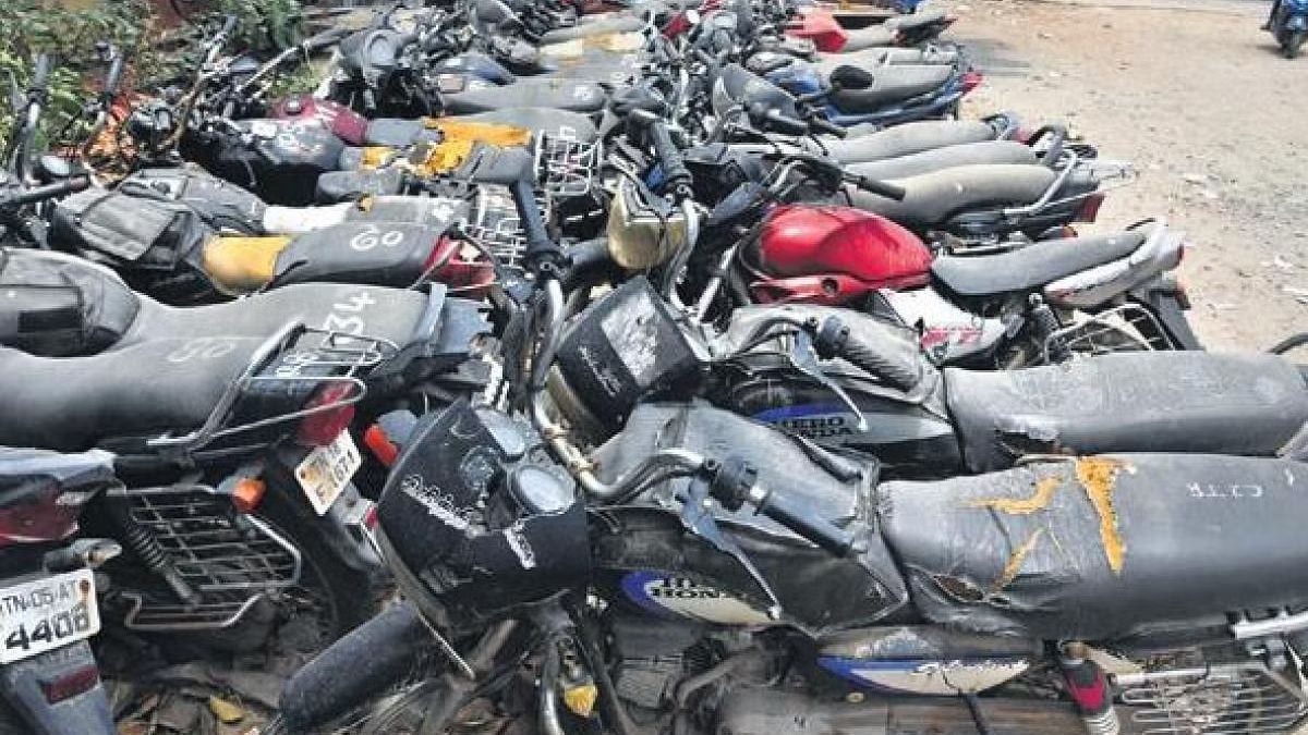 260 unclaimed two-wheelers to be auctioned in Chennai on june 28th : Chennai Police 260 unclaimed two-wheelers to be auctioned in Chennai on june 28th : Chennai Police