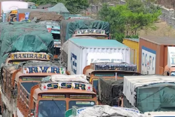 Automobile news in tamil : Govt new order that AC cabins for truck drivers to be mandatory from 2025 