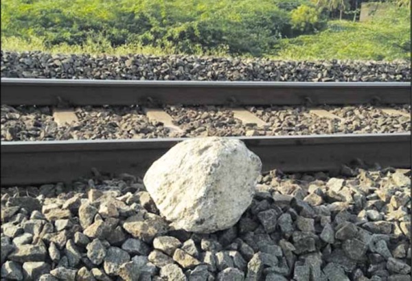 Stones place on railway tracks near Ambur- Plan To Derail Trains?