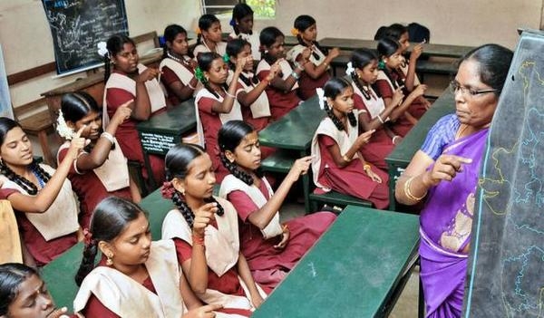 Psychological problem for Students Life skills training in schools to increase positive attitude 