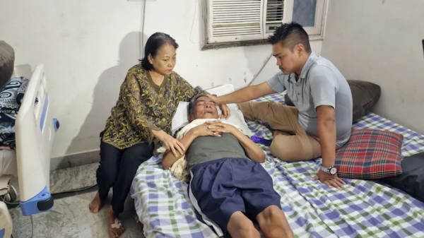 Manipur Kuki BJP MLA attacked by Meithi mob paralysed and admitted in hospital 