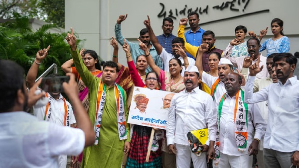 Sharad Pawar vs Ajit Pawar: More NCP MLAs at Ajit Pawars meeting in maharashtra Sharad Pawar vs Ajit Pawar: More NCP MLAs at Ajit Pawars meeting in maharashtra