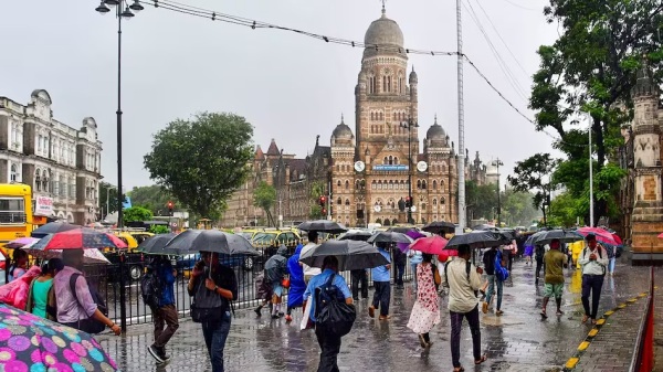 IMD issues Red alert for mumbai, Orange alert for various states