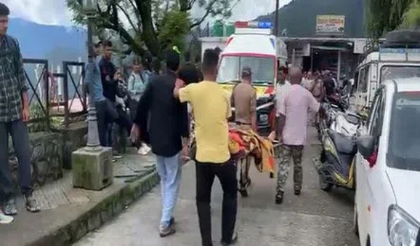 In Uttarakhand 10 people died including policeman after a transformer exploded 