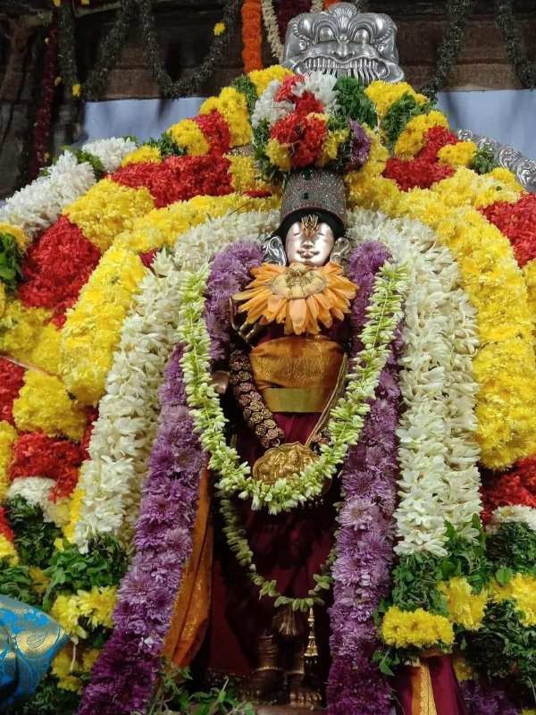 Madurai Kallazhagar temple aadi brahmorchavam begins with flog hoisting today Aug 1st Therootam Madurai Kallazhagar temple aadi brahmorchavam begins with flog hoisting today Aug 1st Therootam