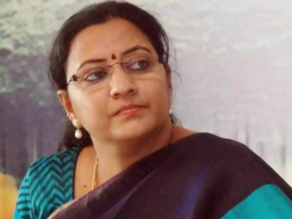 DMK MP Kanimozhi Somu raises voice against Medicines sale via online 