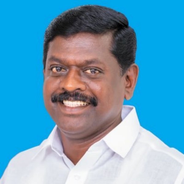 Group fight in Tenkasi District DMK! Panchayat that came to the Dmk head quarters Anna arivalayam! 
