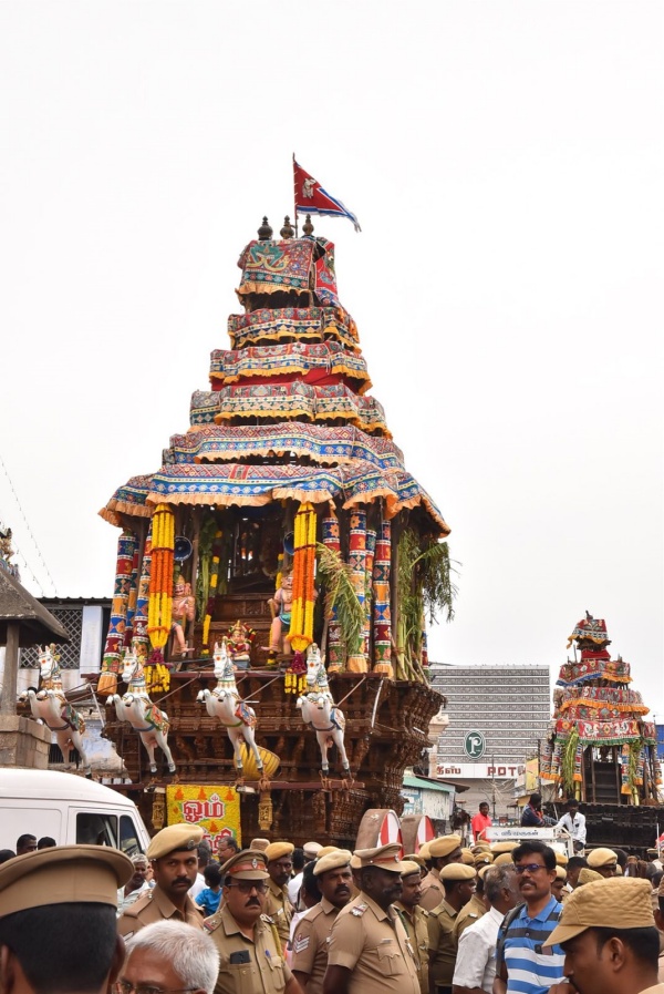 Nellaiyappar temple theroottam started: tn speaker appavu and minister sekarbabu attend festival Nellaiyappar temple theroottam started: tn speaker appavu and minister sekarbabu attend festival
