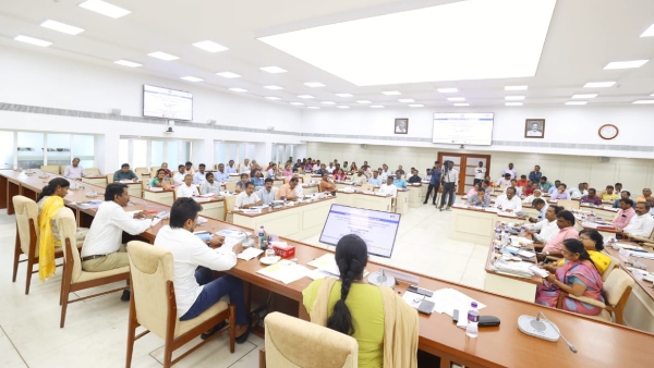 Minister Udhayanidhi Stalins important announcement to self help groups of women in Tamil Nadu 