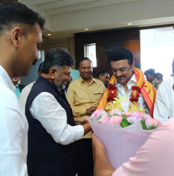 CM Stalin tweet from bengaluru on opposition parties meeting