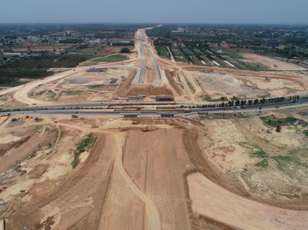  Chennai Bangalore Expressway construction is at full fledged expected to complete on March 2024