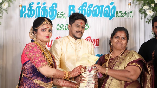 Superb Motivational incident and Thanjavur groom gifting the love of literature on Wedding day