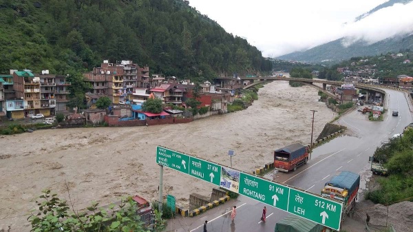Devastating visuals from Himachal Pradesh as the state is fighting hard against Flood Devastating visuals from Himachal Pradesh as the state is fighting hard against Flood