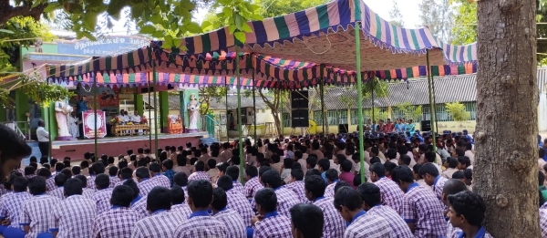 Mjk General Secretary Thamimun Ansari has advised parents not to turn their children into broiler chickens 