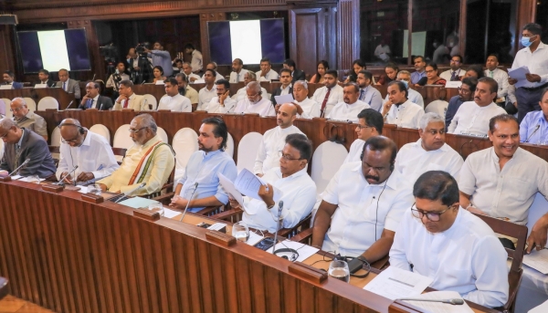 Ranil Wickremesinghe to hold discussions on 13th Amendment with all parties 