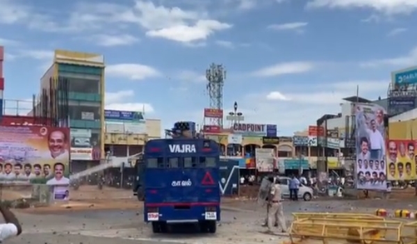 PMK cadres Protest against Anbumani Arrest: Police Firing in air at Neyveli 