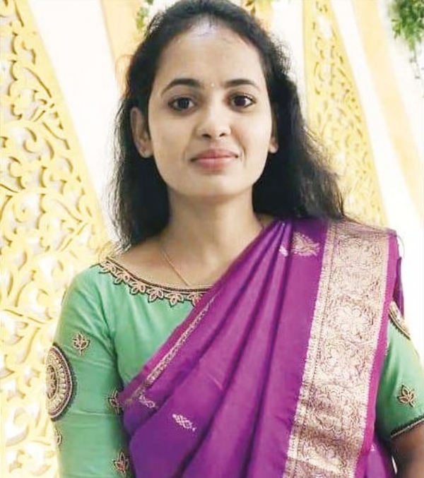 Chennai female engineer died with mother in a road accident in Pallipalayam, Namakkal district 