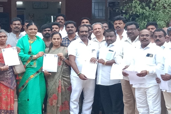 Pollachi DMK executives complaint has been lodged at the police station against Vanathi Srinivasan MLA Pollachi DMK executives complaint has been lodged at the police station against Vanathi Srinivasan MLA