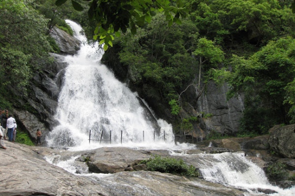 Best spot for one trip from Coimbatore - How to go to Kovai Courtallam? 