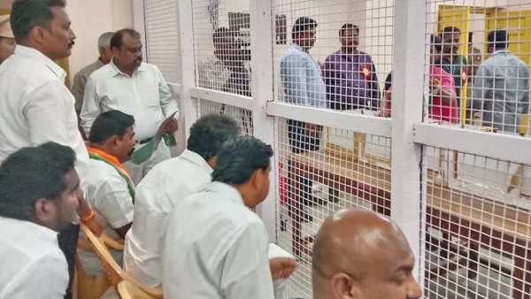 Due to arguement between Congress and ADMK Candidates Tenkasi Postal Vote Recount stopped 