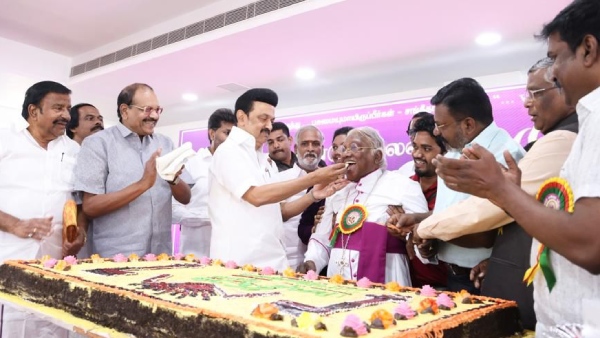 Bishop Ezra Sargunam 85th birthday, Chief Minister Stalin personally met and congratulated Bishop Ezra Sargunam 85th birthday, Chief Minister Stalin personally met and congratulated