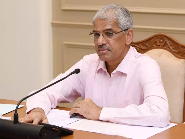  Shiv Das Meena has issued an order to all Collectors to identify unused open wells, bore wells and quarry pits across Tamil Nadu 