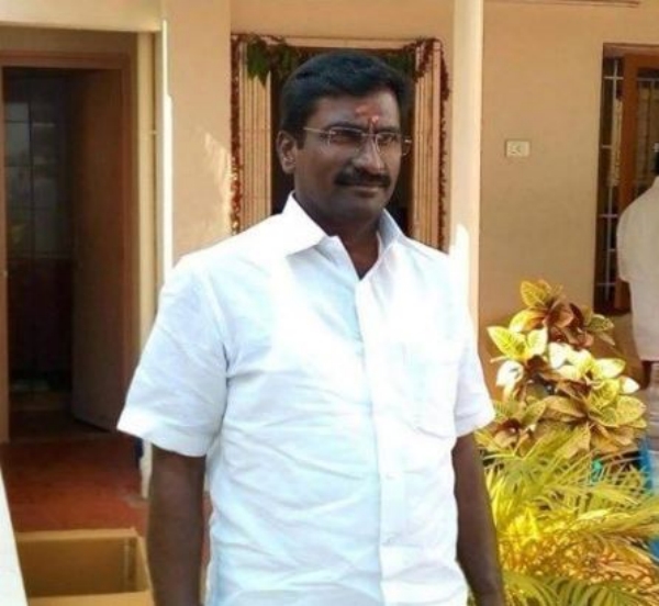 IT officials again doing raid on Minister Senthil balajis close persons including kongu mess mani