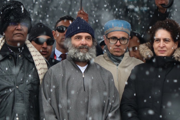  D Raja has given a befitting reply to Modis comment