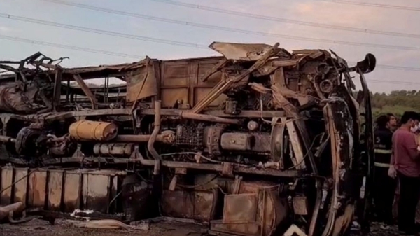  26 killed in bus accident on Samruddhi Mahamarg Expressway, Pulthana, Maharashtra