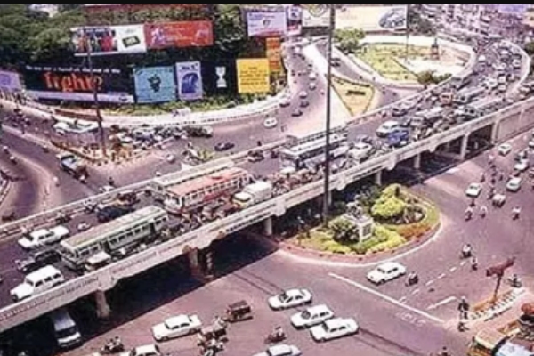 Chennai Anna Flyover Bridge and one of the important landmarks of chennai by Kalaignar Karunanidhi